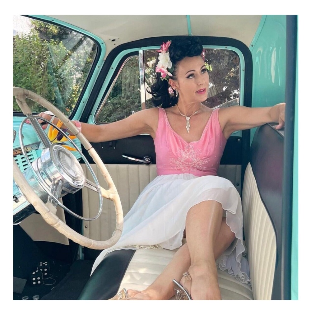 Beautiful vintage 50s pink and white dress As is - Picture 2 of 10